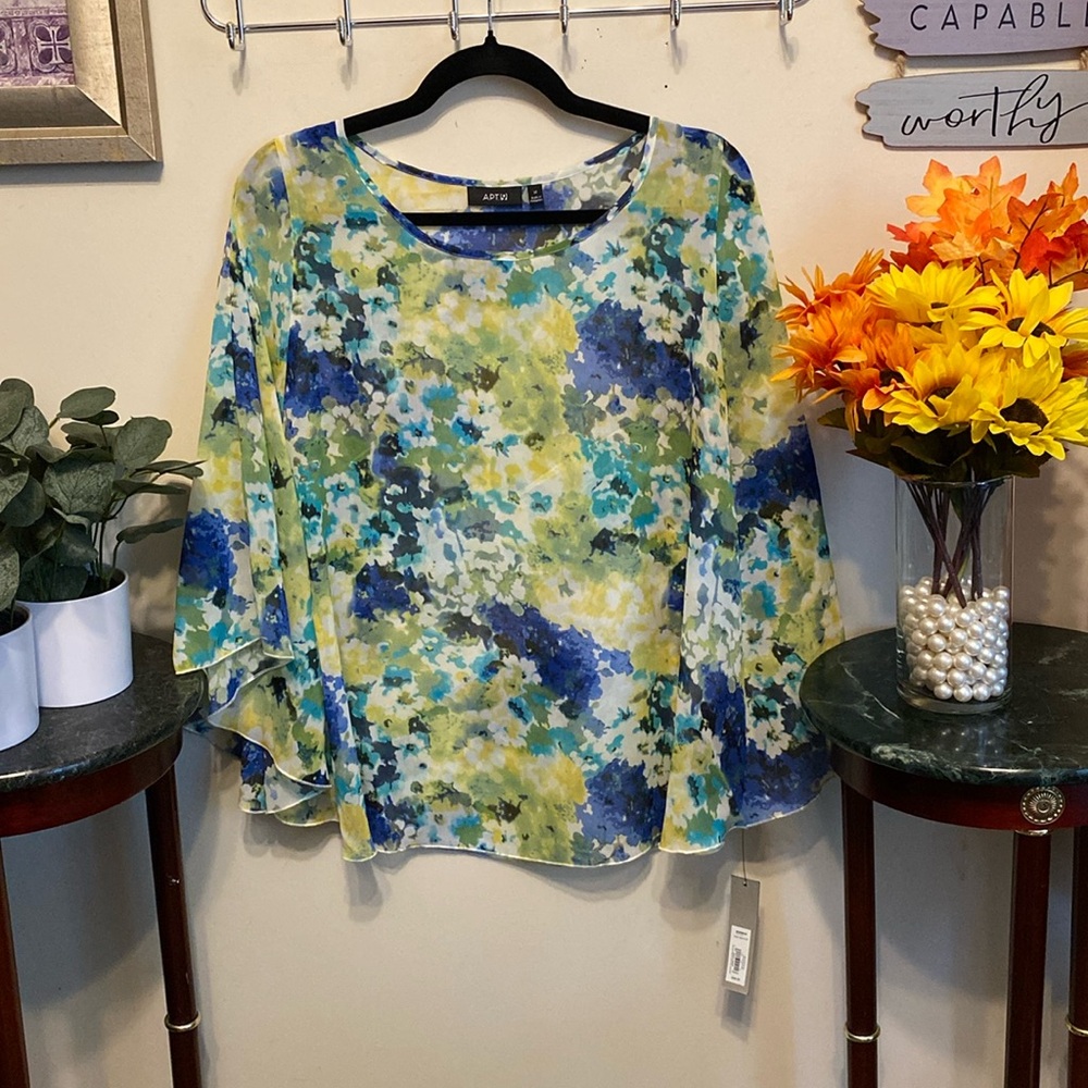 NWT Apt 9 Sheer Pullover Blouse Sz Med w/Bat Wing Sleeves. Need Cami w/it.